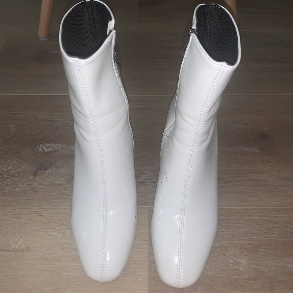 white boot heels